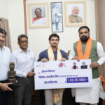 भारतीय बल्लेबाज ईशान किशन का शतक, गिल की मौजूदगी, मैदान में गूंजा ’किशन-किशन’ का शोर