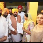 1 जुलाई से महिलाओं के खाते में आएँगी तीन किशतें, सीएम मान बोले मावां धीयां सत्कार योजना होगी शुरू पंजाब सरकार ने 9300 करोड़ रूपए का रखा बजट।