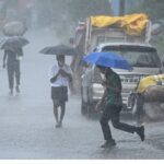 Rain alert on 26th July 60 से 70 किलोमीटर प्रति घंटे की रफ्तार से चल सकती हैं तूफानी हवाएं,इन राज्यों में जारी किया गया बारिश का अलर्ट