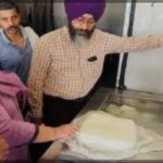 अमृतसर में लोगों की सेहत से खिलवाड़, फूड एंड सप्लाई डिपार्टमेंट के अधिकारियों ने मारा छापा कई दुकानदार दुकान बंद करके भागे