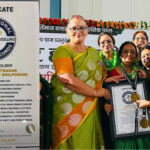 लखनऊ में हरियाली तीज पर बना विश्व रिकॉर्ड