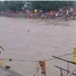 हरिद्वार में गंगा का रौद्र रूप तीन कावढ़िए स्नान के दौरान बहे,दो की मौत एक को जल पुलिस ने बचाया
