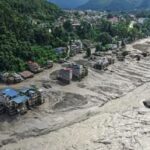 Neapl: 30 मिनट में 9 मीटर बढ़ा नदी का जलस्तर, नेपाल-तिब्बत बॉर्डर पर भारी तबाही, 468 टूरिस्ट लापता, खासकर विदेशी